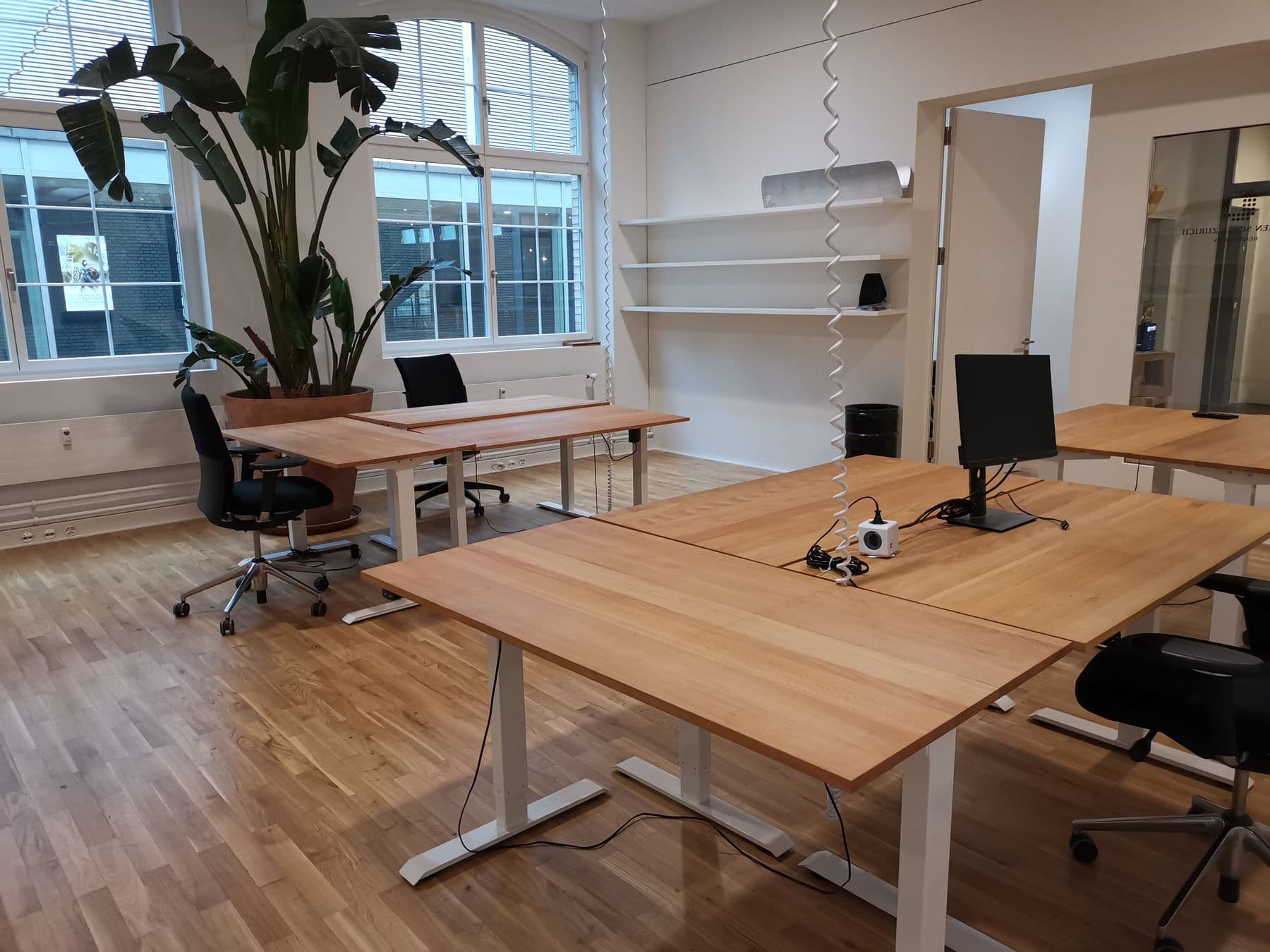 Space E7 – Coworking · Coffee Lounge · Meeting Jaffna – Bild 3